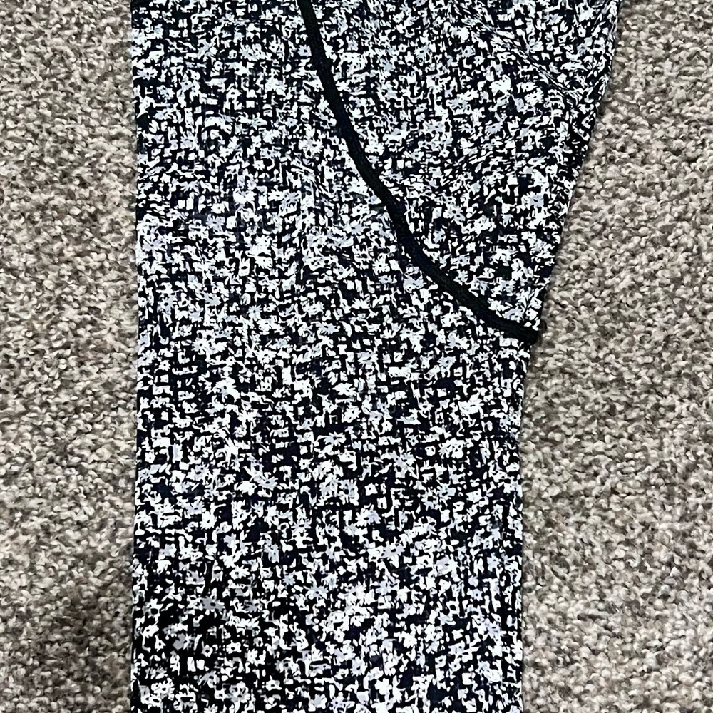 Black and White Patterned Leggings